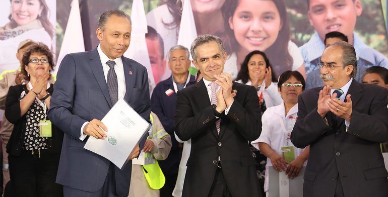 Anuncian construcción de hospital del ISSSTE en Tláhuac - miguel-angel-mancera-issste