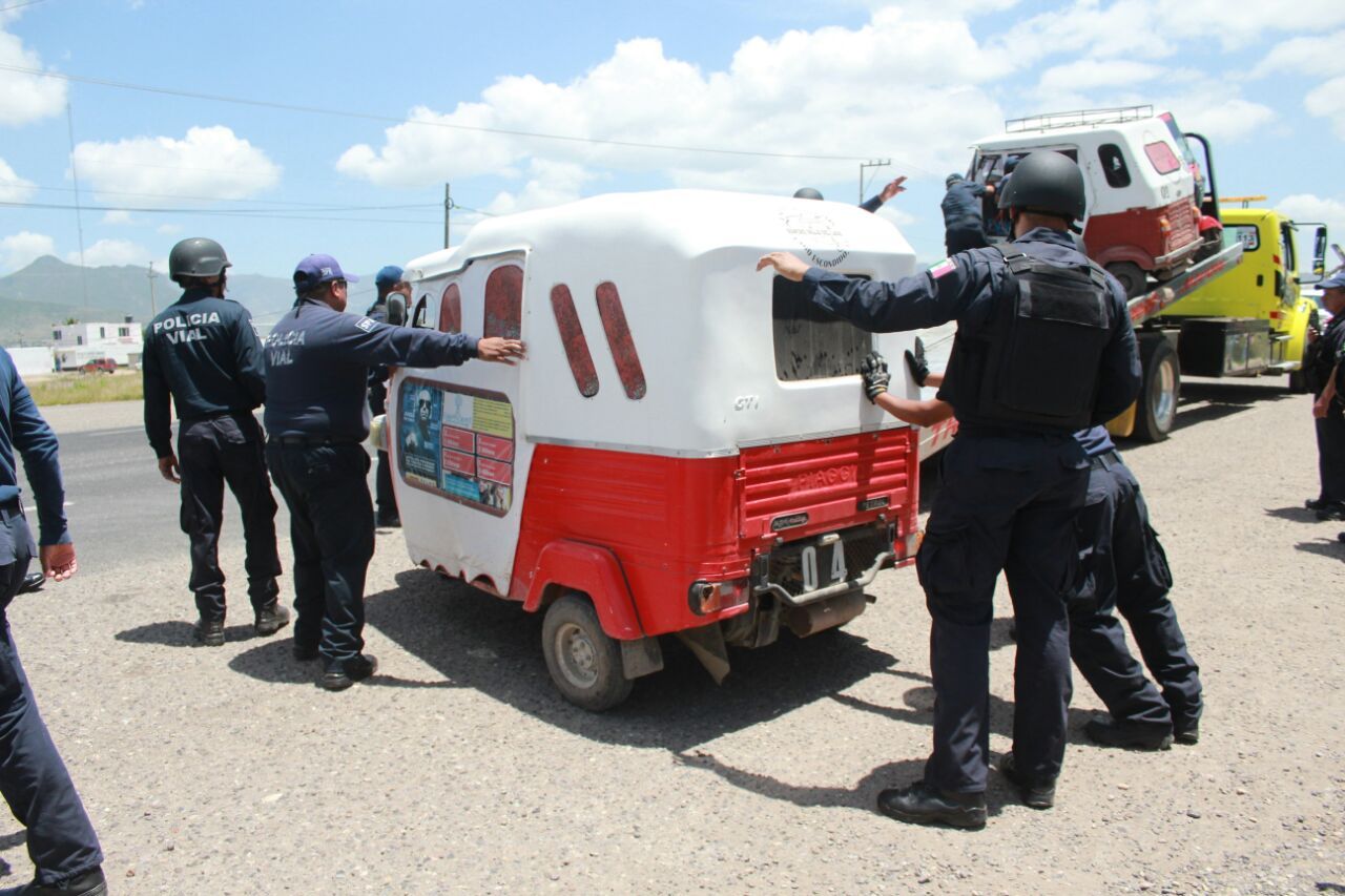 Disputa por pasaje deja tres mototaxistas heridos en Oaxaca