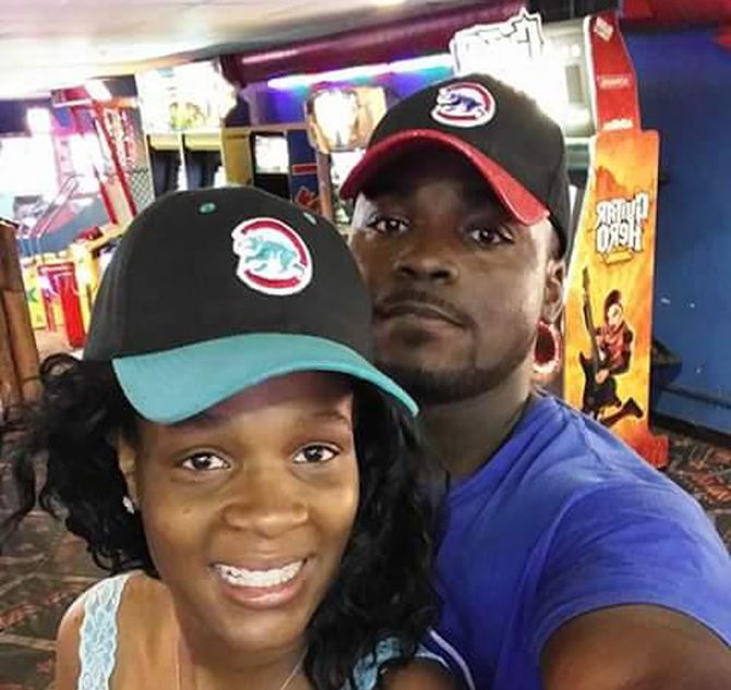 Mujer con impactos de bala en el abdomen da a luz en Chicago - myerscrystalmoorealbert-1