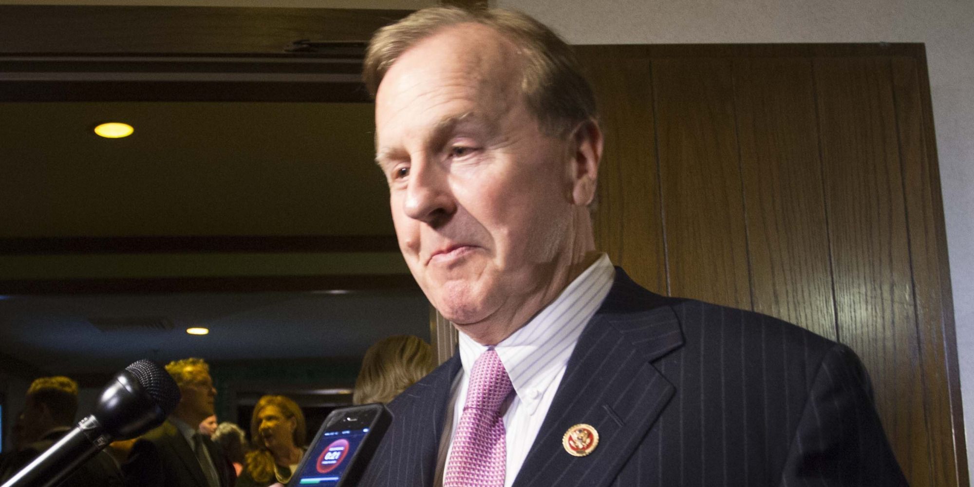 “Manifestantes odian a gente blanca porque es existosa”: republicano - o-ROBERT-PITTENGER-facebook