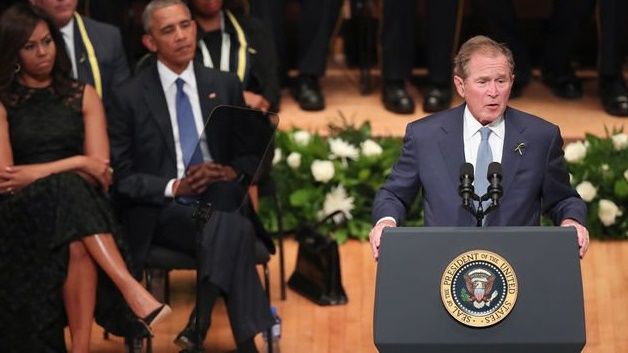 Barack Obama se convierte en el fotógrafo de George Bush