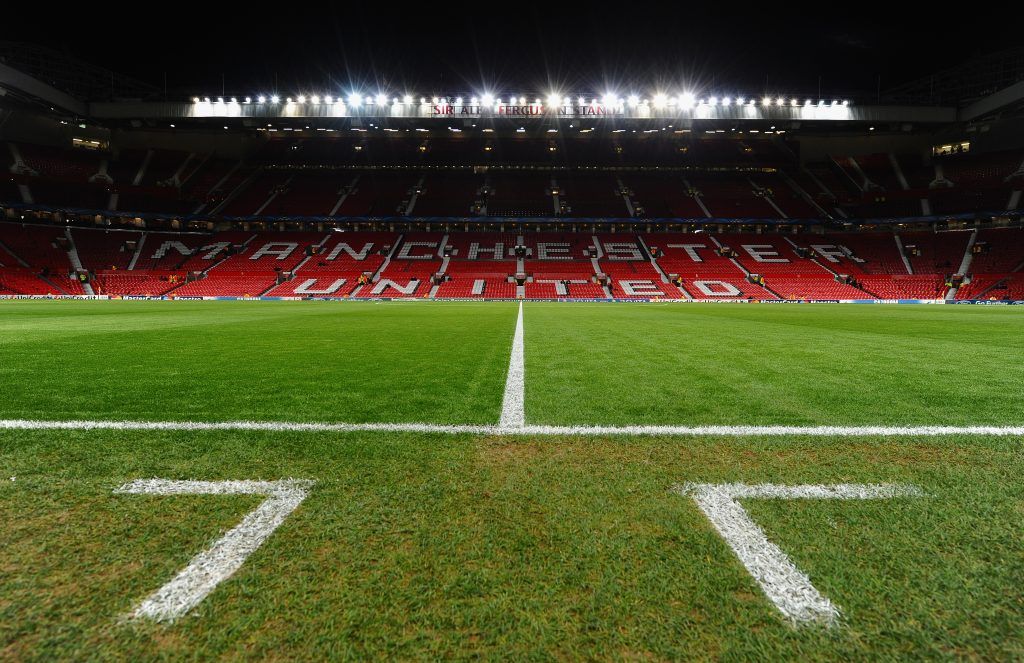 Los 20 estadios que todo aficionado al futbol debe conocer - old-trafford-1024x663