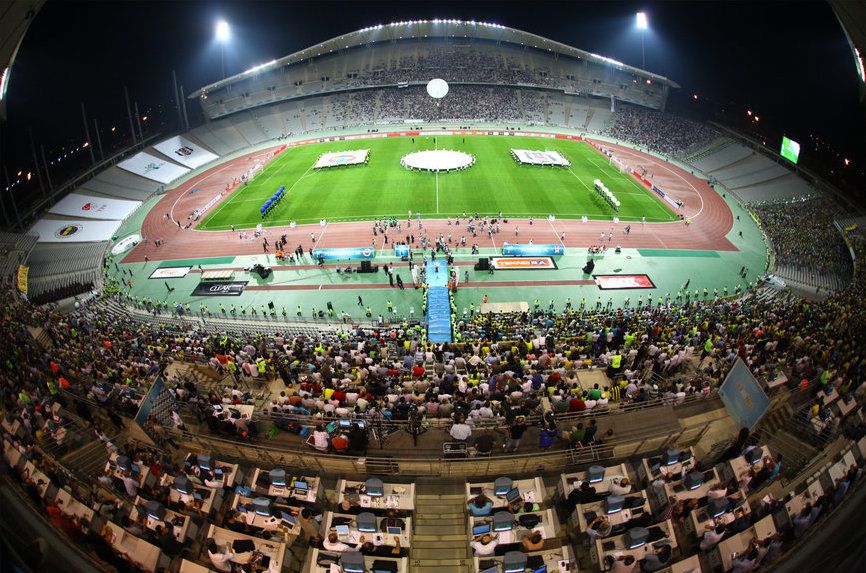Los 20 estadios que todo aficionado al futbol debe conocer - olimpico-de-ataturk