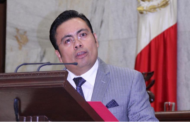 Asaltan a diputado del PRI en Michoacán - omar-noe-bernardiino