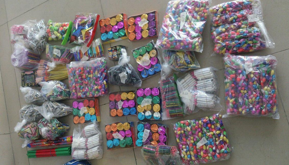 Aseguran 110 kilos de pirotecnia en paradero Indios Verdes - pirotecnia-4