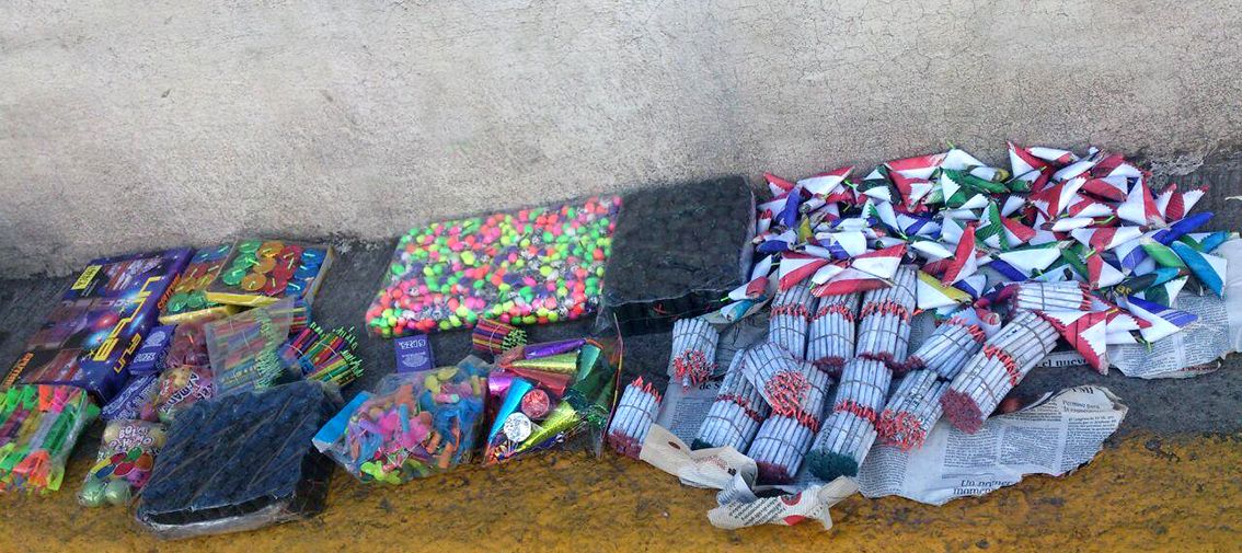 Aseguran 110 kilos de pirotecnia en paradero Indios Verdes - pirotecnía-1