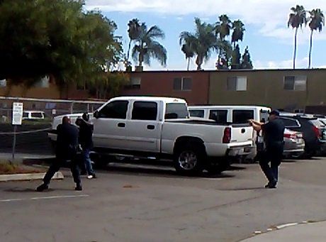 Policía mata a hombre negro en California Policía mata a hombre negro en California