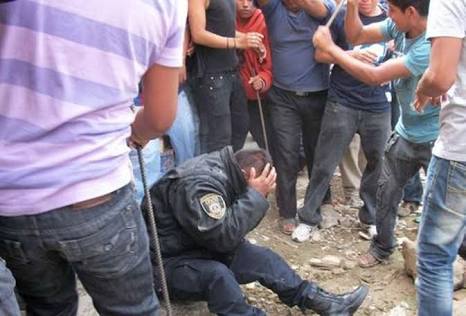 Enfrentamiento deja 6 policías heridos en Oaxaca