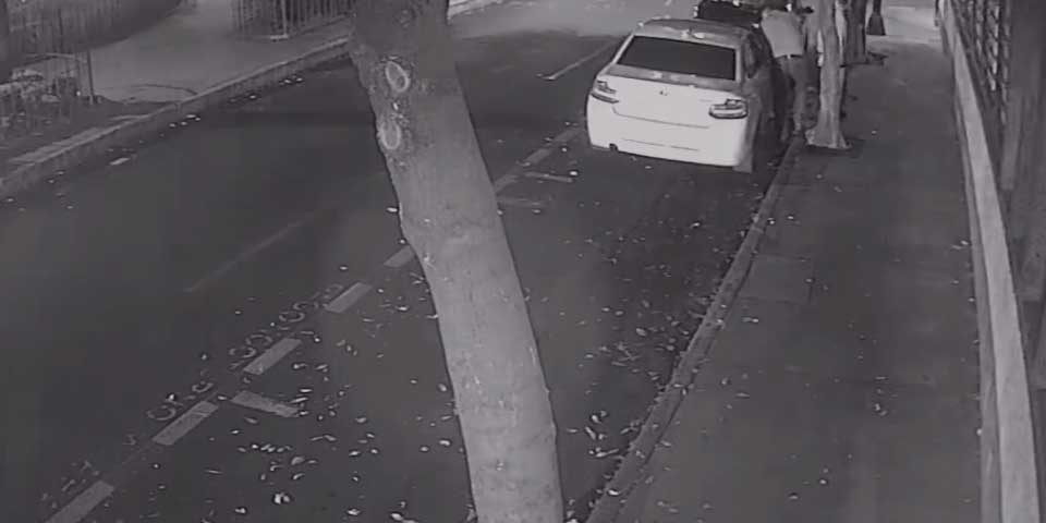 Así roban autopartes en la Roma Norte