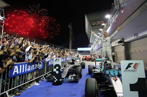 Nico Rosberg gana Gran Premio de Singapur Nico Rosberg gana Gran Premio de Singapur
