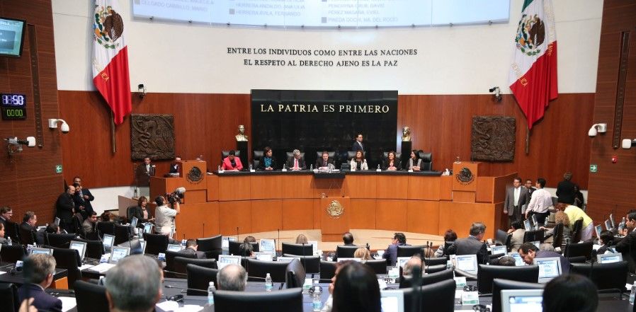 Legisladores critican a EPN por visita de Trump