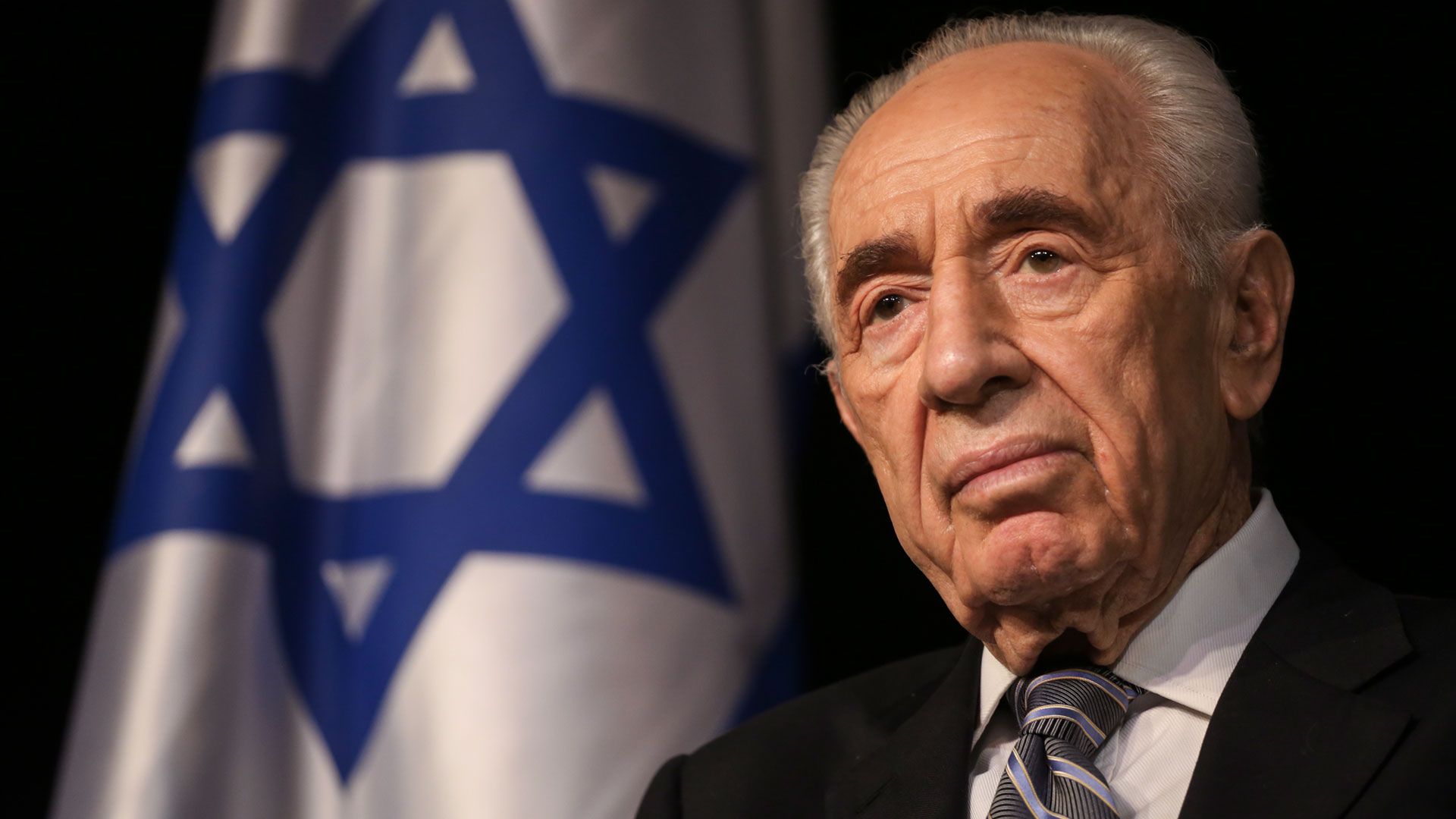 Shimon Peres sufre derrame cerebral