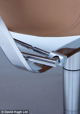 La silla 'gravedad cero' que cuesta 26 mil dólares - silla-5