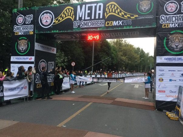Mexicana y keniano ganan la Simicarrera 2016