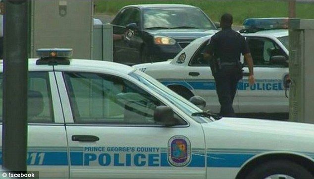 Evacuan a miles de Six Flags en EE.UU. por amenazas - six-flags-2