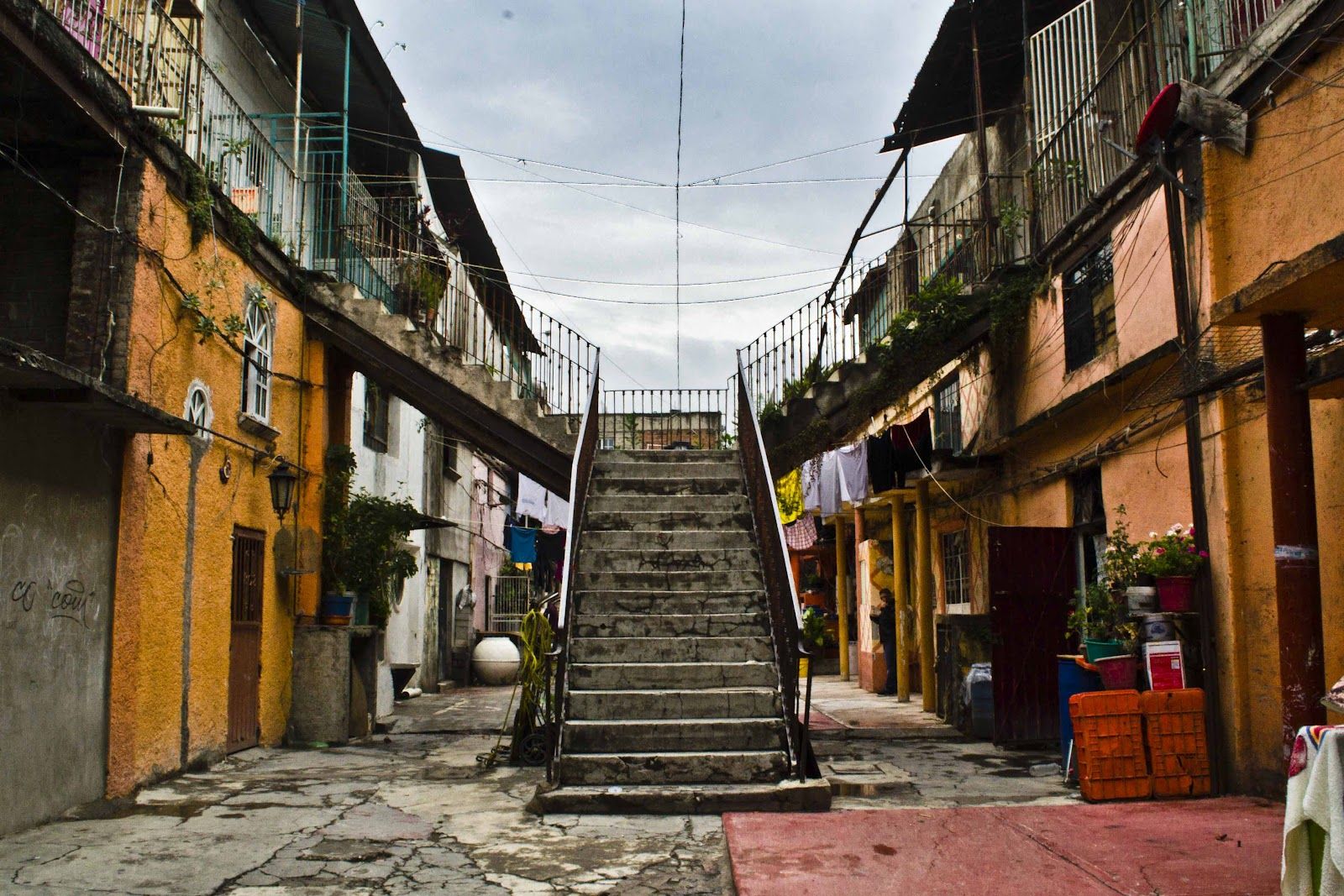 En la delegación Cuauhtémoc hay 700 viviendas de alto riesgo - tepito02