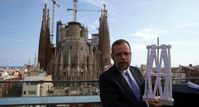 Torre de la Sagrada Familia de Barcelona concluirá su construcción en 2020