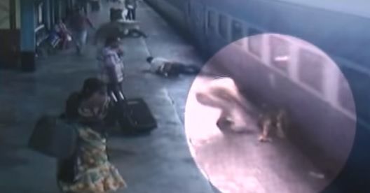 Video: policía salva a mujer de ser arrollada por tren en la India