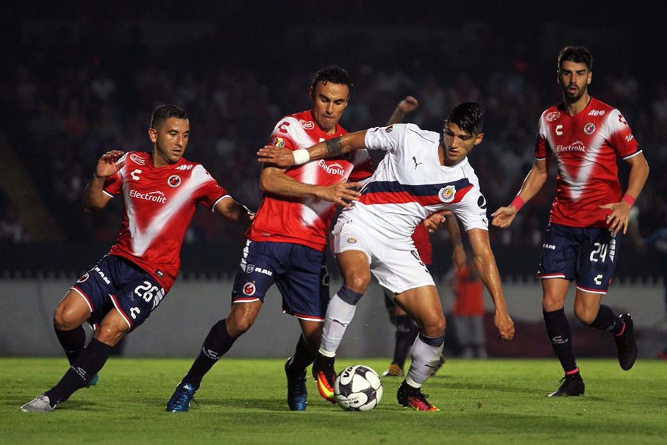 Chivas salva la semana en Veracruz - veracruz-chivas-2