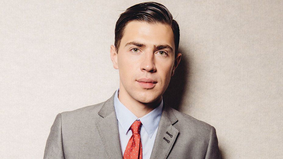 Video: la modelo Gigi Hadid golpea a un bromista - vitalii_sediuk_no_fly_list