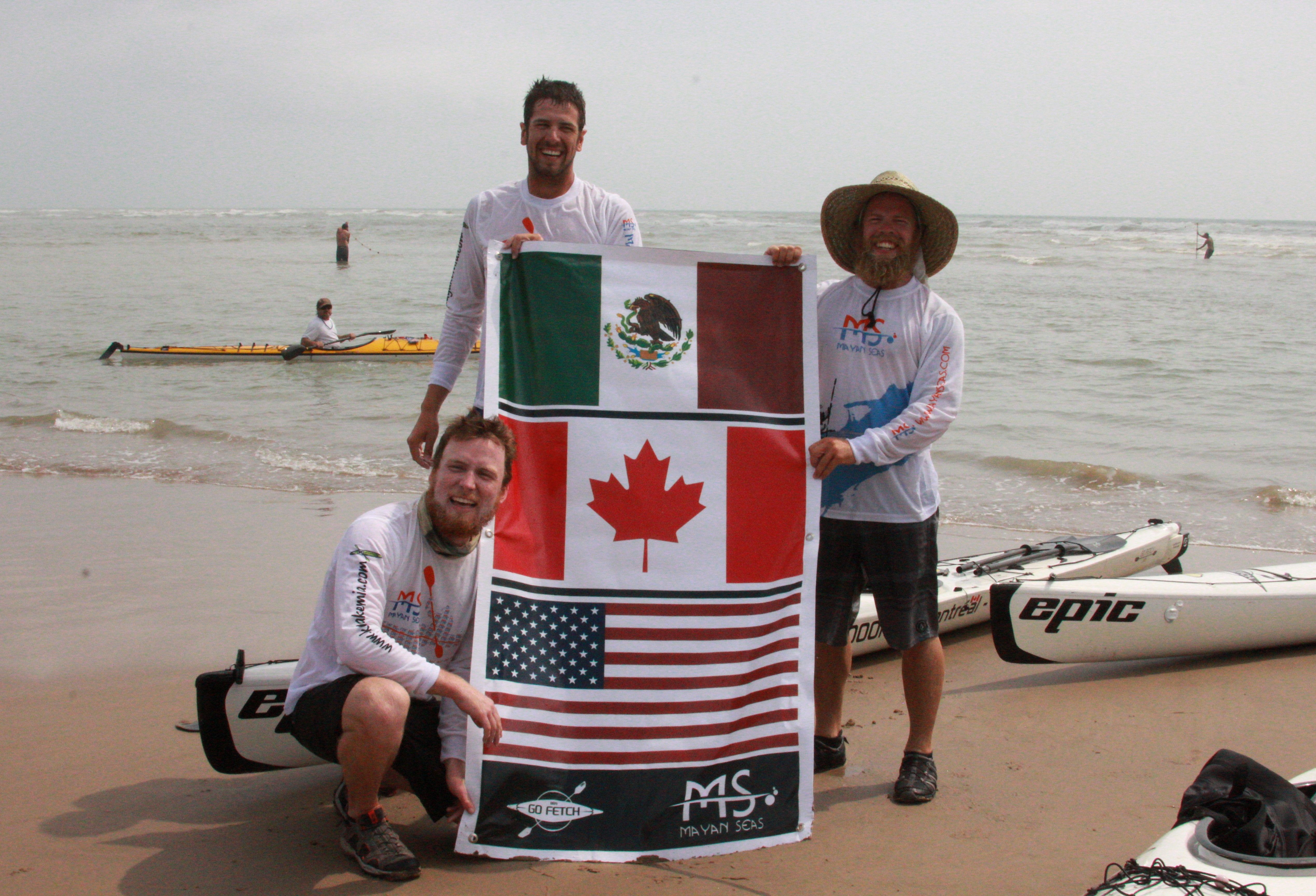 Jóvenes viajaron en kayak desde Canadá hasta el sur de México - yakak-4