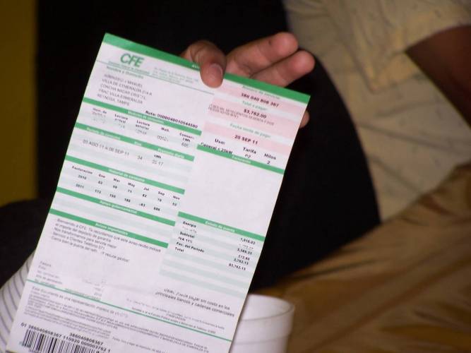 Alza en el precio de la luz a industrias, comercio y casas de alto consumo Alza en el precio de la luz a industrias, comercio y casas de alto consumo