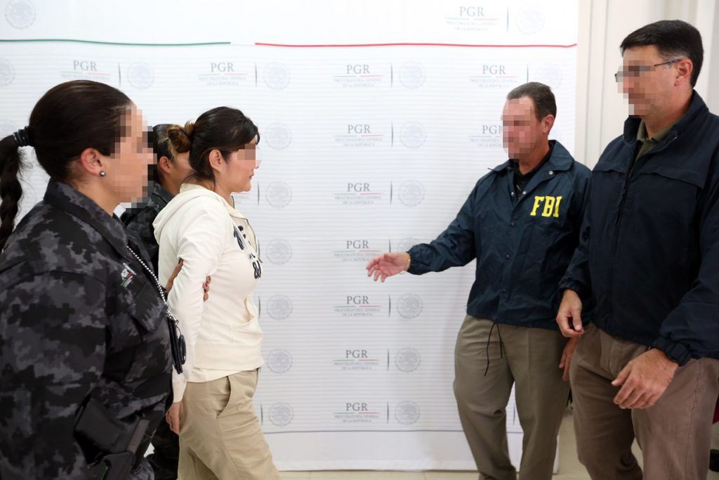 Extraditan A La Mexicana Más Buscada Por El FBI