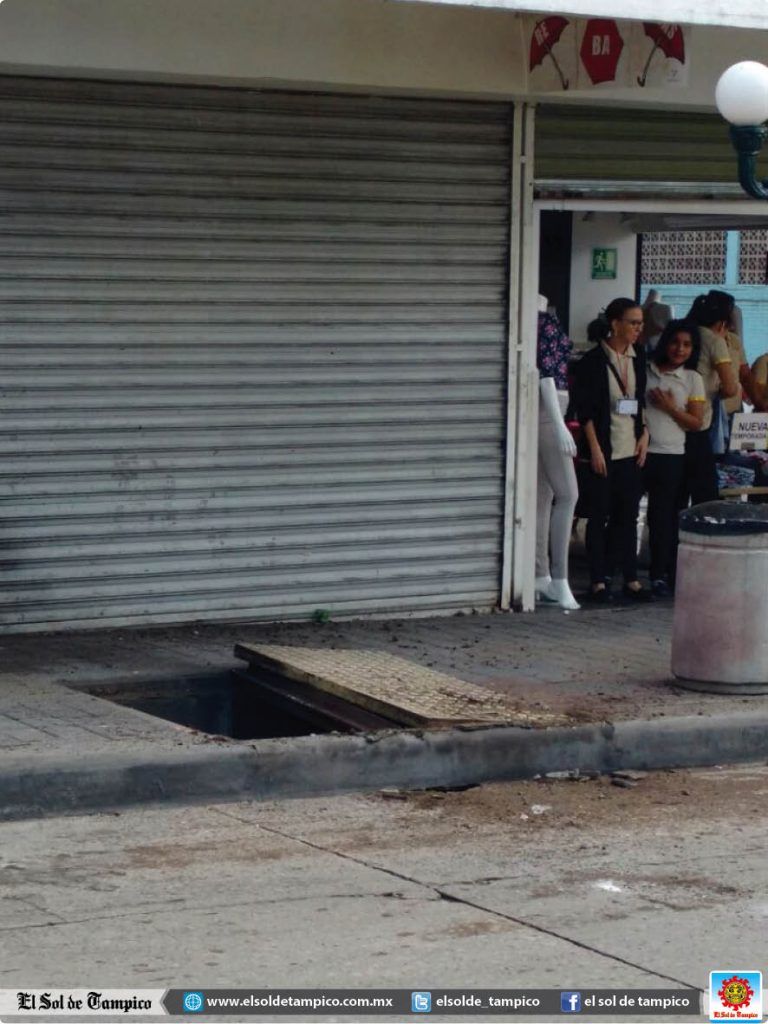 Explota registro subterráneo de la CFE en centro de Tampico - 11-12-768x1024