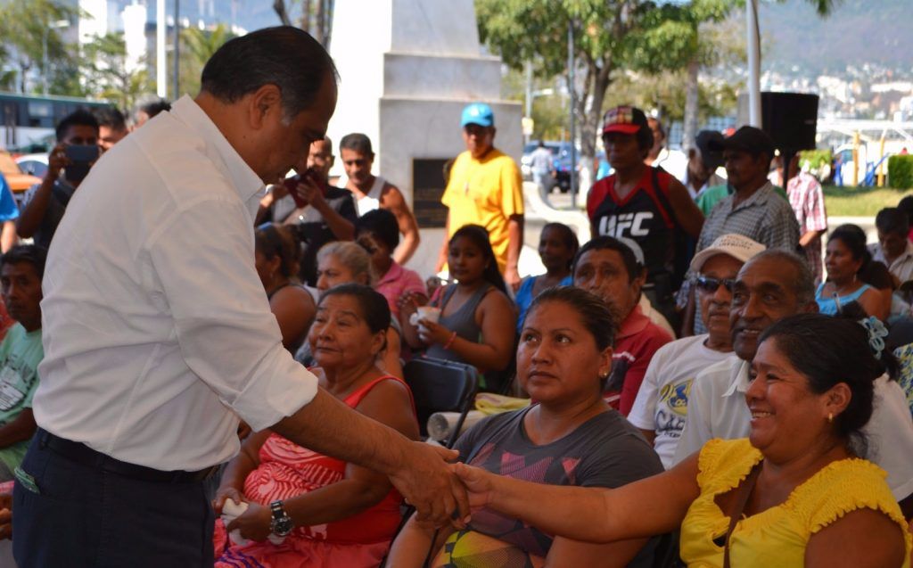 Héctor Astudillo dirige mensaje por su primer informe de gobierno - 25651291785_1fad4f0f82_h-1024x637