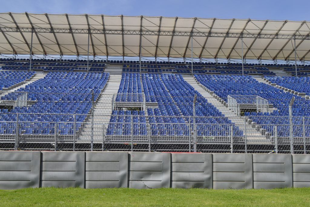 Autódromo Hermanos Rodríguez casi listo para la Fórmula 1 - 8-Más-adelante-en-la-segunda-zona-de-curvas-se-encuentra-la-zona-llamada-Estadio-la-que-es-ideal-para-los-que-desean-apreciar-mejor-los-autos-y-estar-pendientes-de-las-estadísticas-de-la-carrera-1024x683