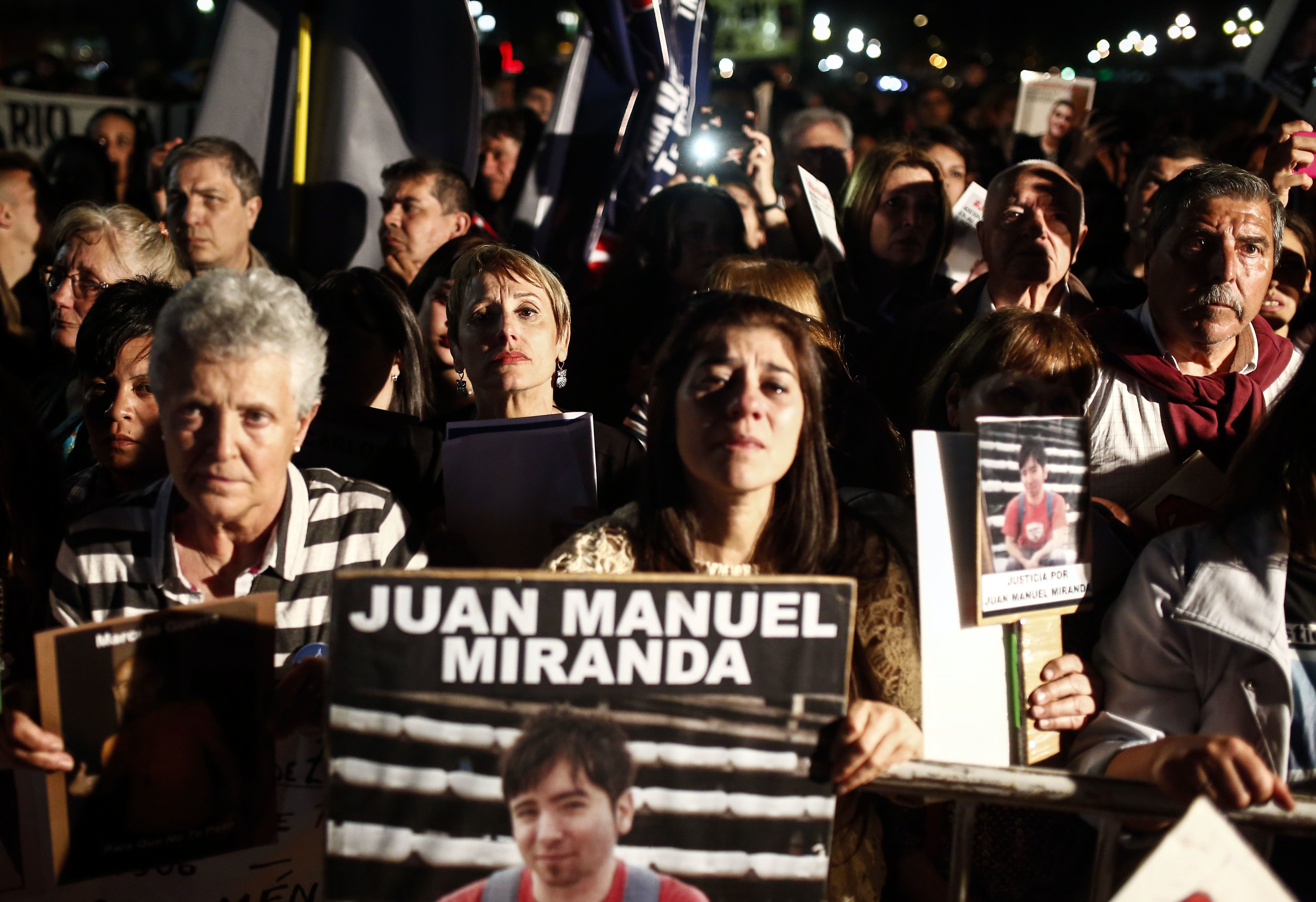 Protestan cientos en Buenos Aires contra la inseguridad - Argentina-2