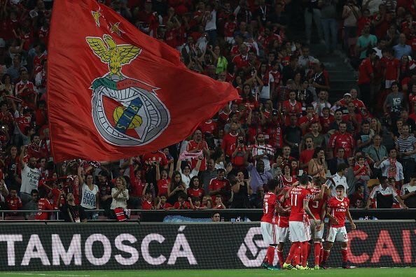 Asistencia de Raúl Jiménez en goleada del Benfica