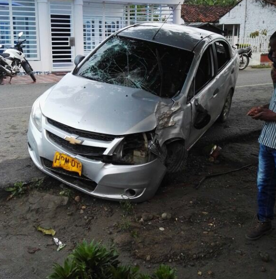 Muere futbolista colombiano en accidente de carretera - Captura-de-pantalla-2016-10-02-a-las-5.01.37-p.m.