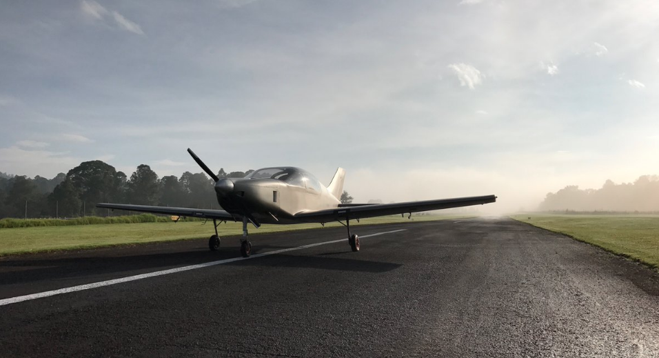 Construyen avión de madera en México - Captura-de-pantalla-2016-10-09-a-las-10.56.00-a.m.
