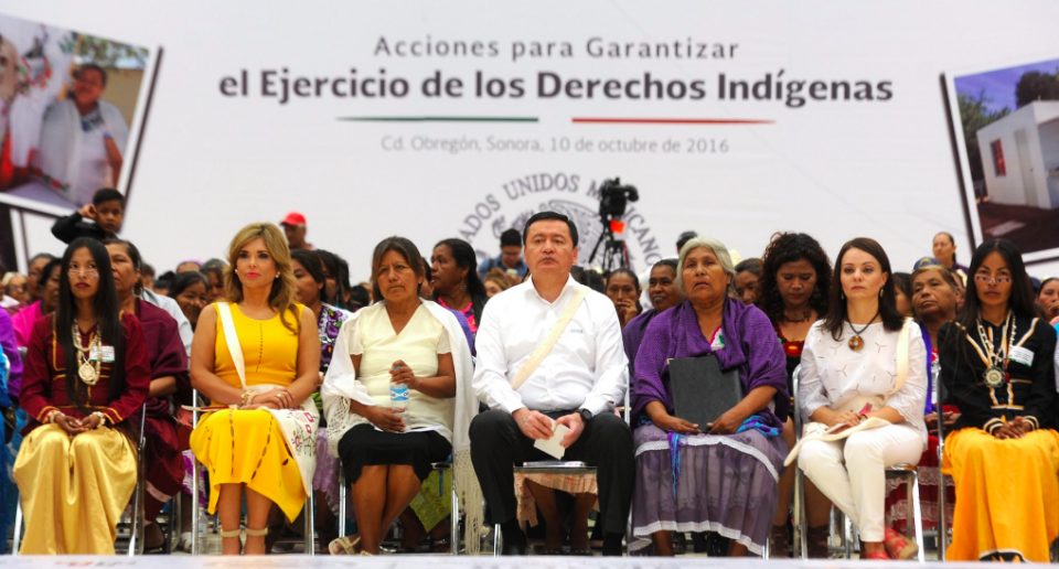 Osorio Chong prometió viviendas y apoyos en Sonora - Captura-de-pantalla-2016-10-10-a-las-18.06.27