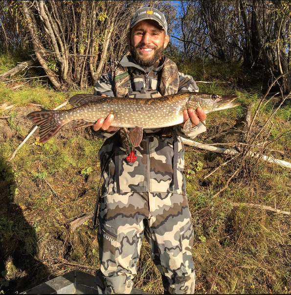 Peleador de la UFC suspendido se convierte en cazador - Captura-de-pantalla-2016-10-14-a-las-20.42.23