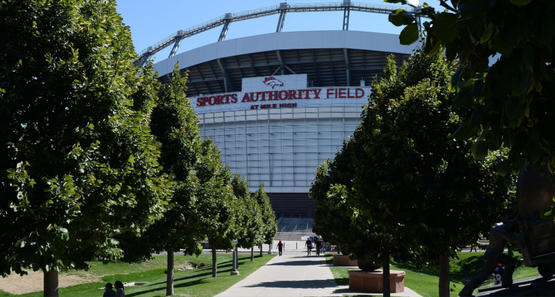 Aficionado de la NFL muere tras caída en estadio - Captura-de-pantalla-2016-10-25-a-las-12.55.05