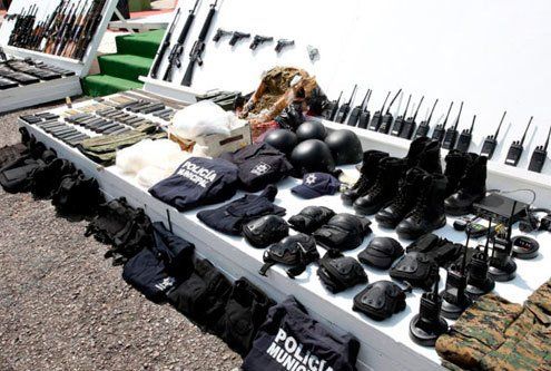 Incauta Ejército armas en operativos tras emboscada en Culiacán - Culiacán