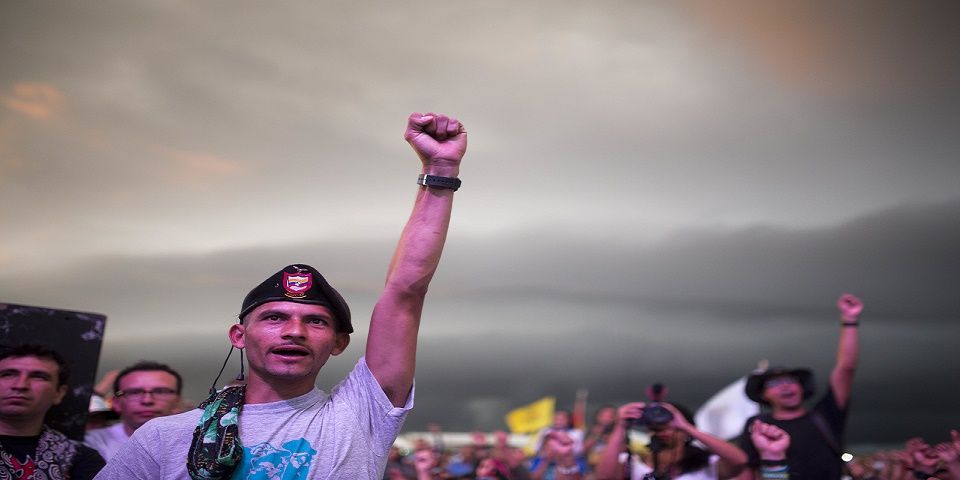 Destruye FARC sus explosivos y anuncia que declarará bienes