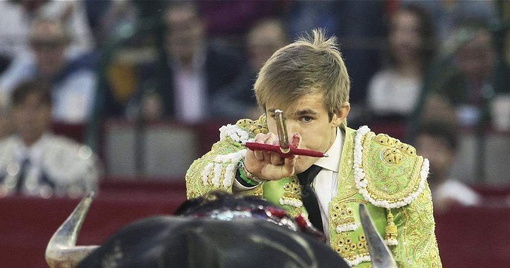 Video: Javier Jiménez sufre salvaje cornada en España