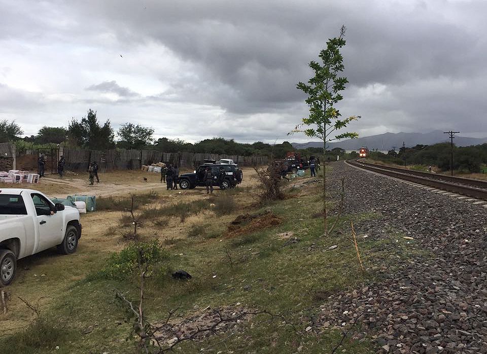 PGR asegura mercancía robada a Ferromex - IMG-20161024-WA0002