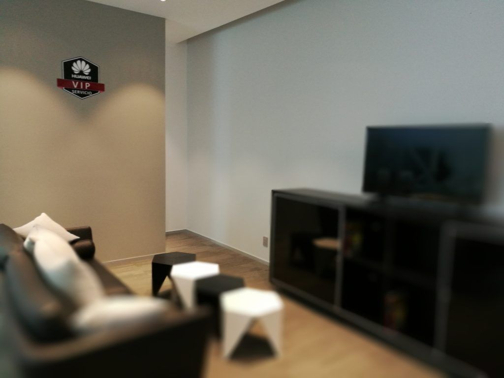 Huawei inaugura tienda de servicio en Polanco - IMG_20161013_205743-1024x768