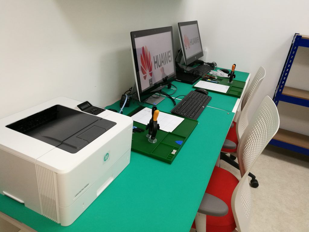 Huawei inaugura tienda de servicio en Polanco - IMG_20161013_210015-1024x768