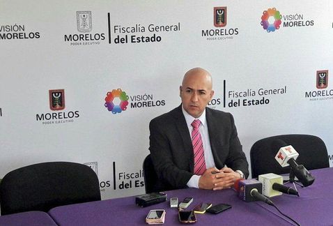 Fiscalía de Morelos ofrecerá disculpas por inhumación en Tetelcingo - Javier-Perez-Duron-irregularmente-Tetelcingo_MILIMA20161010_0227_11