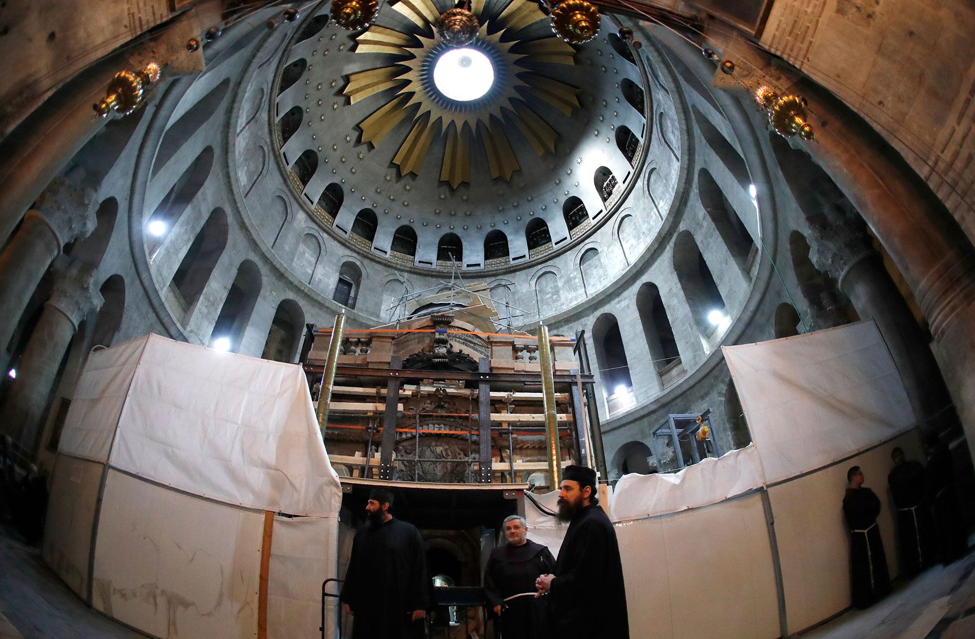 Abren la tumba de Jesucristo tras siglos de permanecer intacta