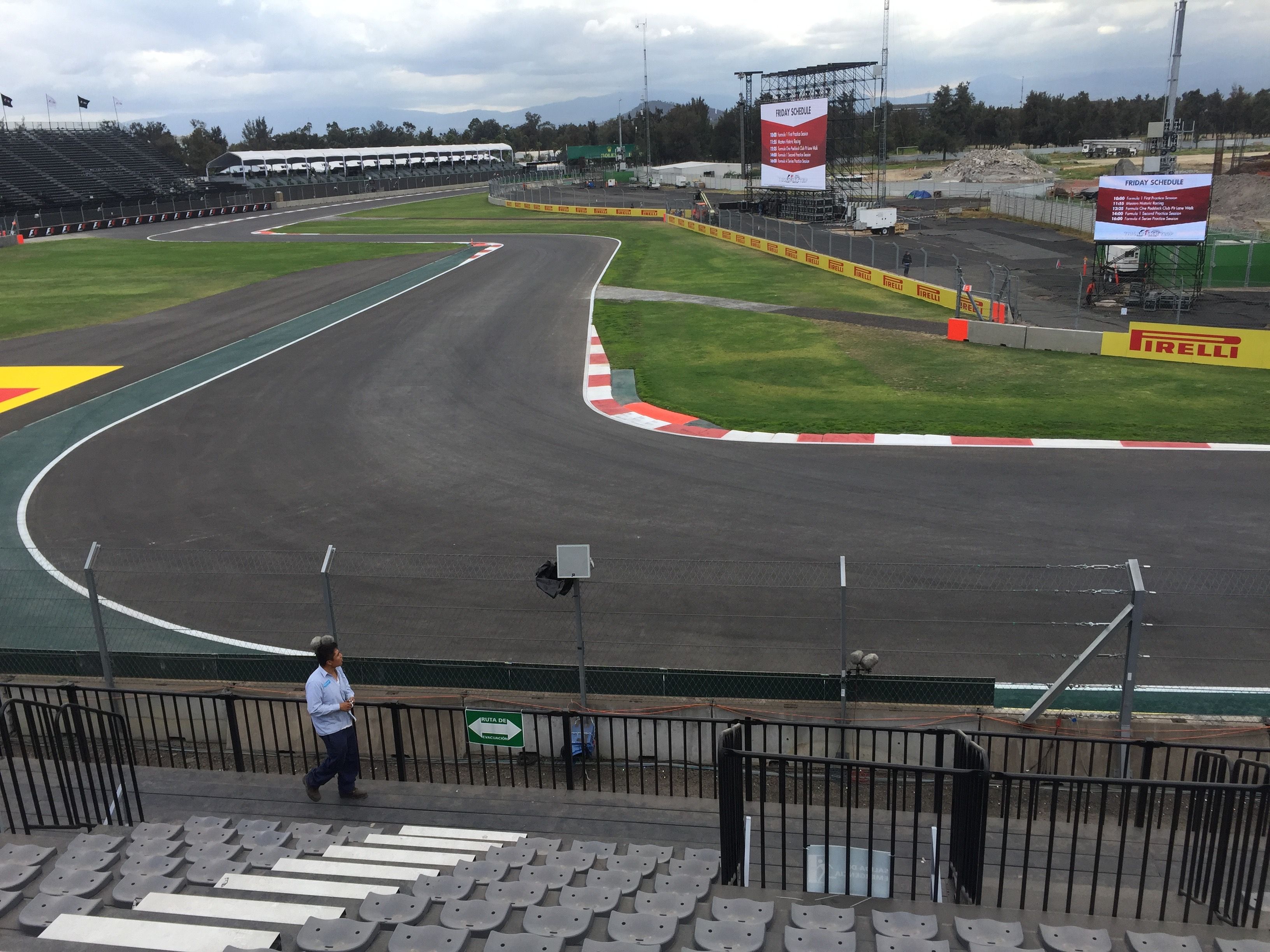 El Autódromo ya está listo para recibir al Gran Premio de México - La-pista-del-autódromo-se-encuentra-en-excelentes-condiciones