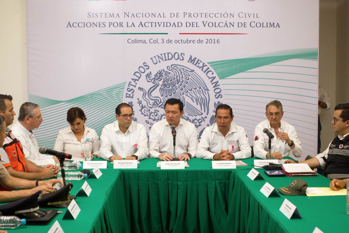 Segob supervisa acciones preventivas por volcán de Colima