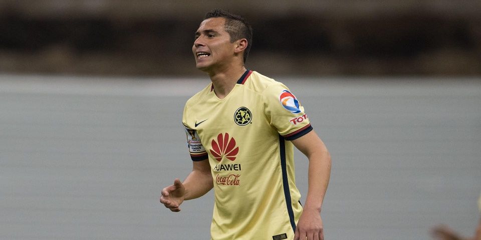 Operan exitosamente a Paul Aguilar