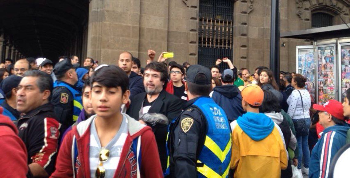 Vigilan policías Zócalo capitalino por concierto de Roger Waters