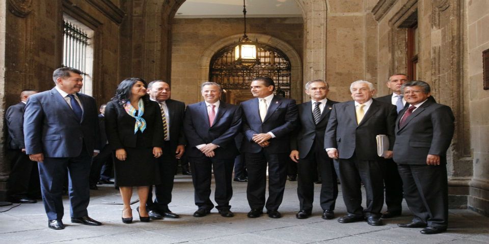 Meade justifica restricciones del presupuesto a gobernadores del PRD Meade justifica restricciones del presupuesto a gobernadores del PRD